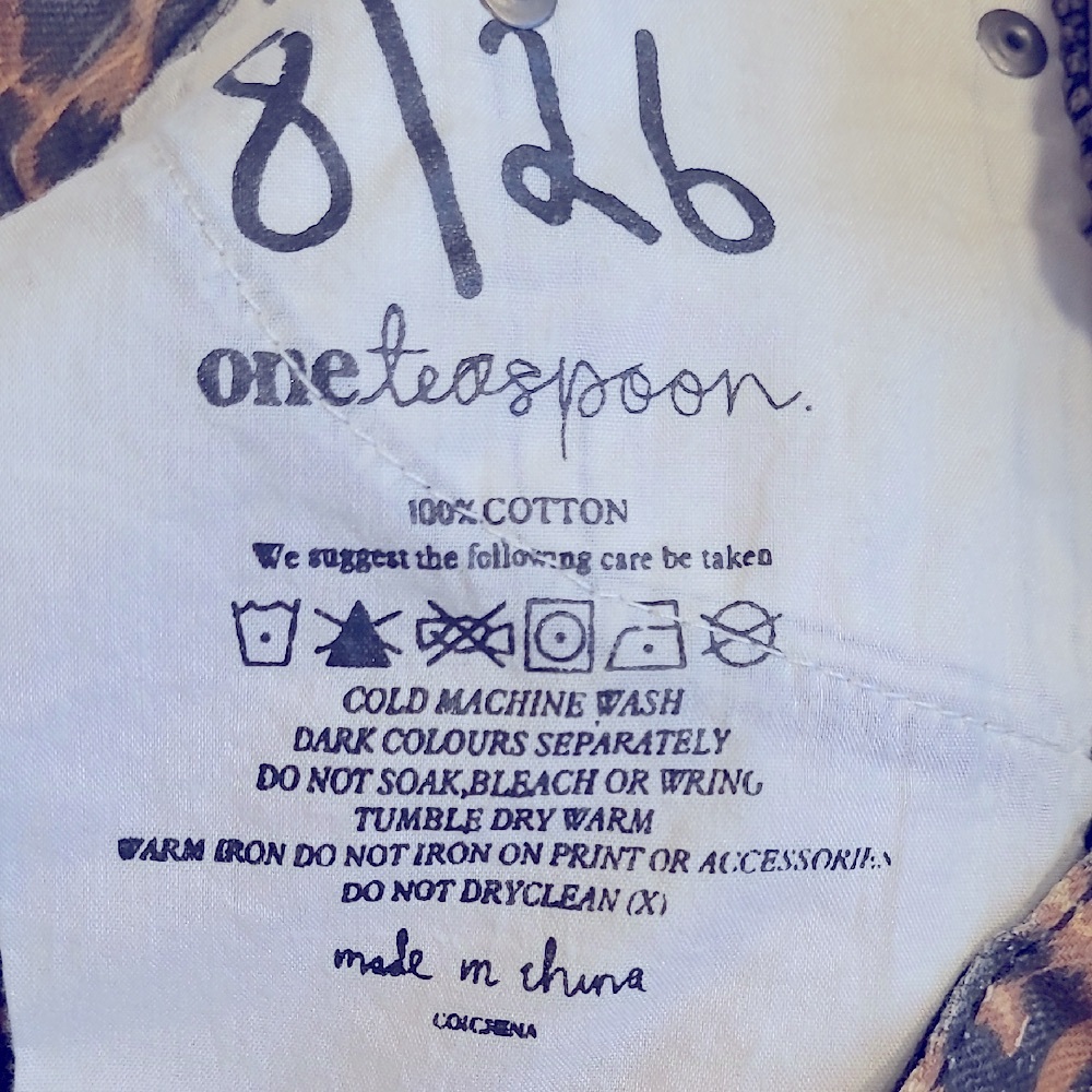 One Teaspoon Surrender Choppers Leopard Print - Picture 5 of 9